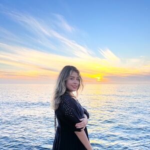 Meet your Posher, Norma